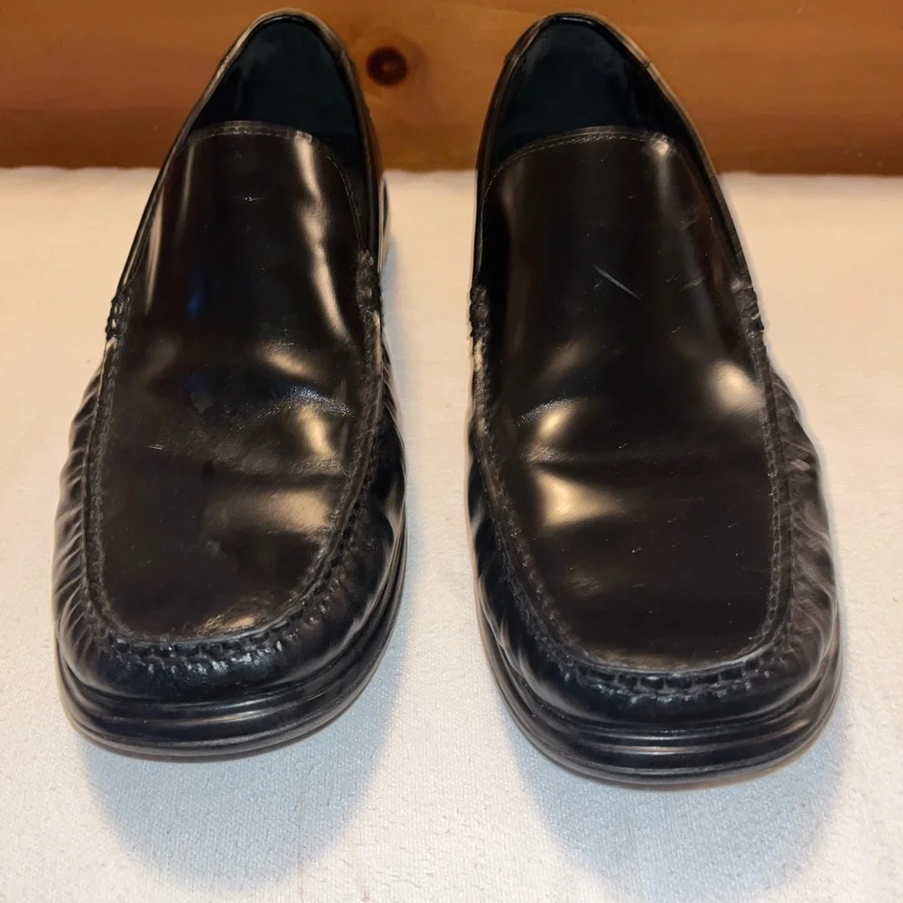 EUC, Cole Haan Men’s Black Shoes, Size 13 Medium - Picture 1 of 9